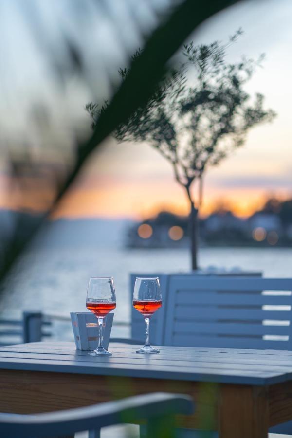 Seafront Karma Luxury - An Escape From Reality Villa Като Гатзея Екстериор снимка